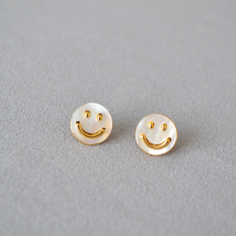 Romantic Gold Necklace for Special Moments