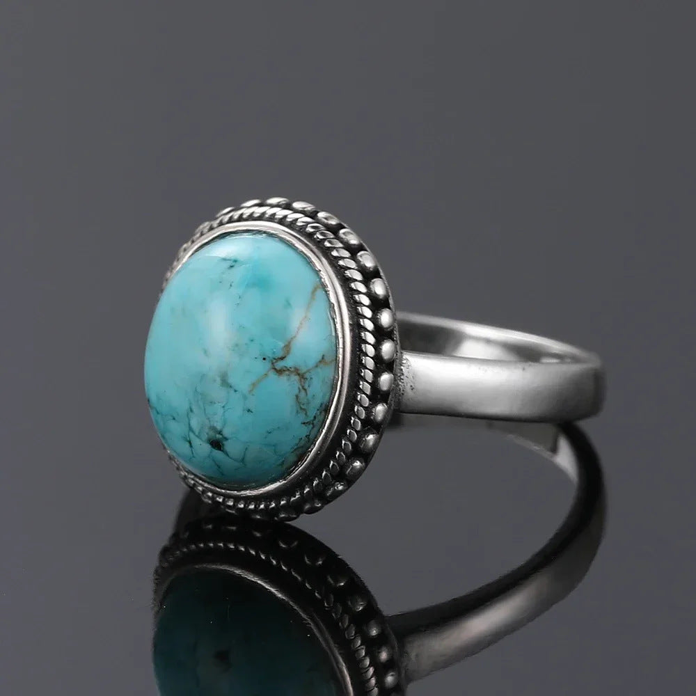 Classic Ring with Timeless Appeal