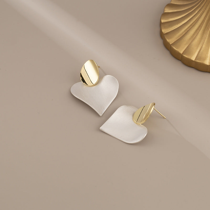 Romantic Earring for Special Moments