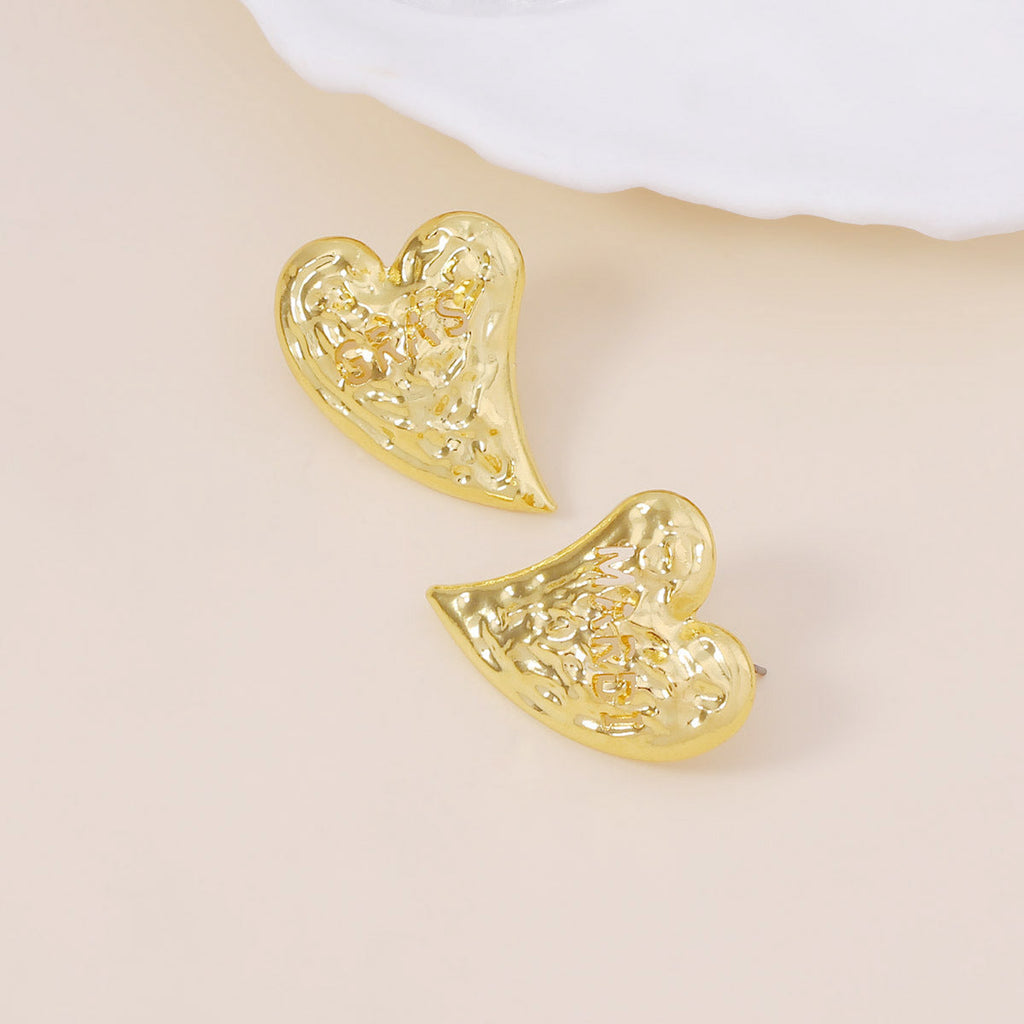 Elegant Piece for Every Occasion