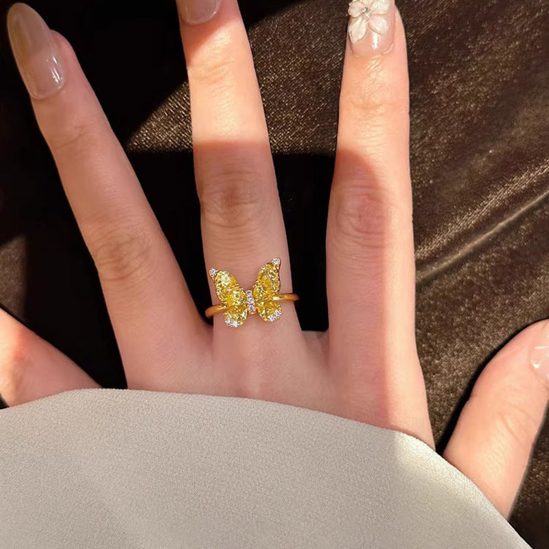 Elegant Gold Ring for Every Occasion