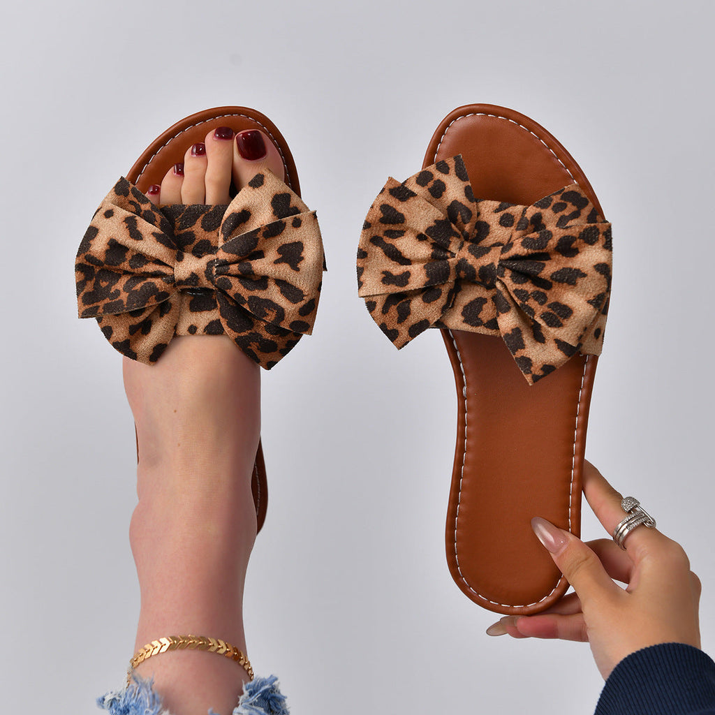 Chic Orthopedic Sandals with Unique Design