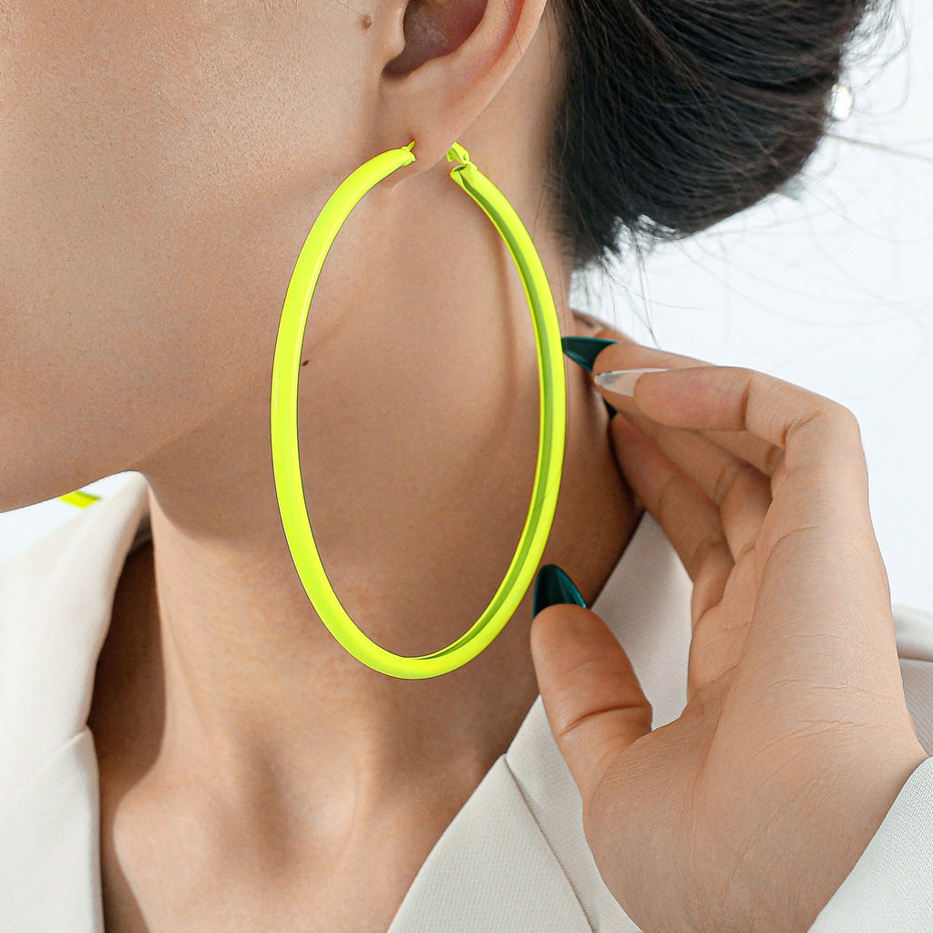 Charming Piece for Any Occasion