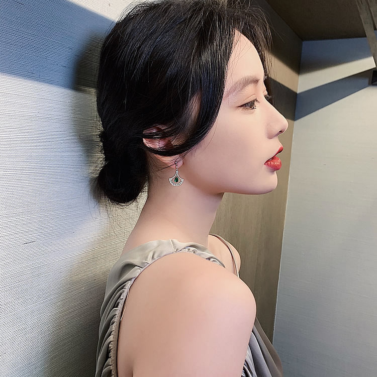 Stunning Earring for Daily Wear