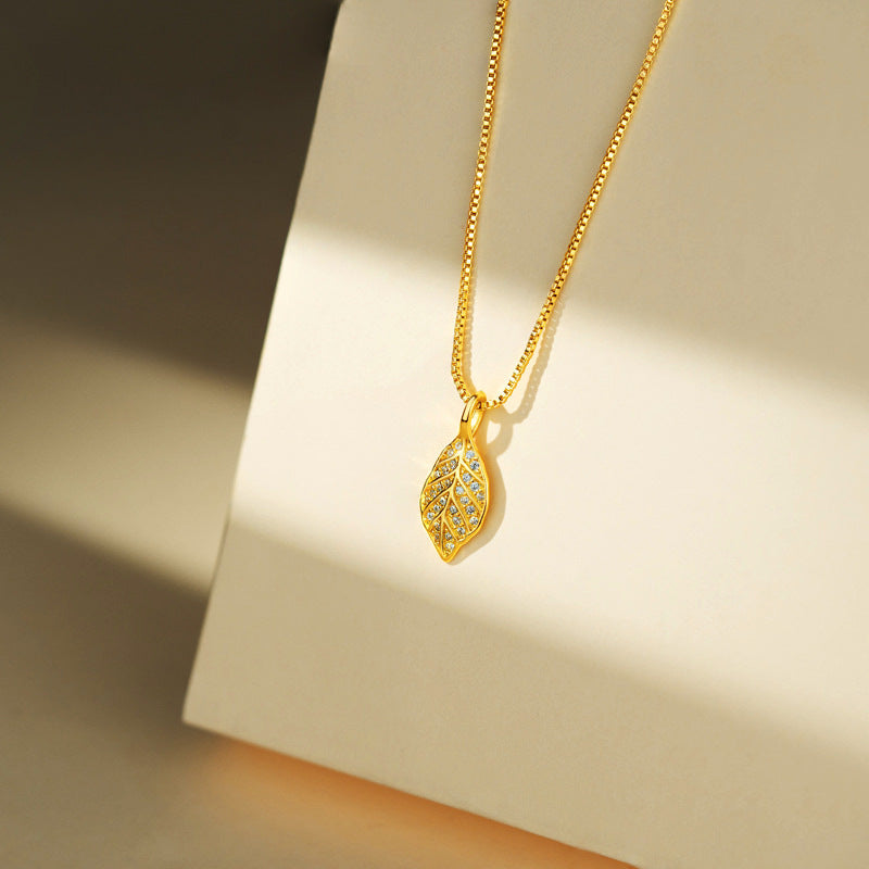 Classic Gold Necklace with Timeless Appeal