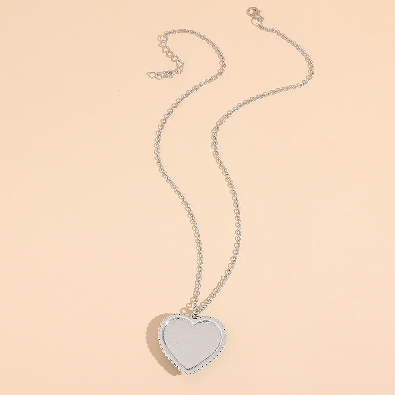 Stunning Necklace for Daily Wear