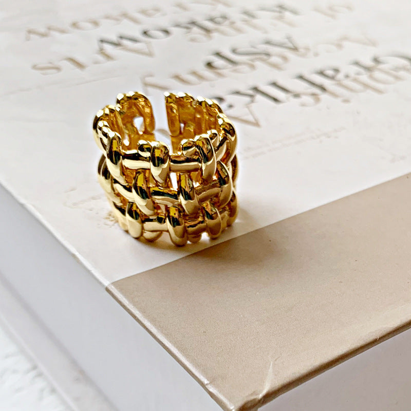 Classic Ring with Timeless Appeal