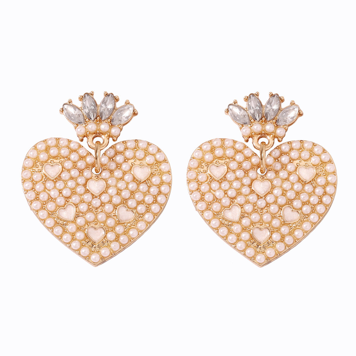 Classic Pearl Earring with Timeless Appeal