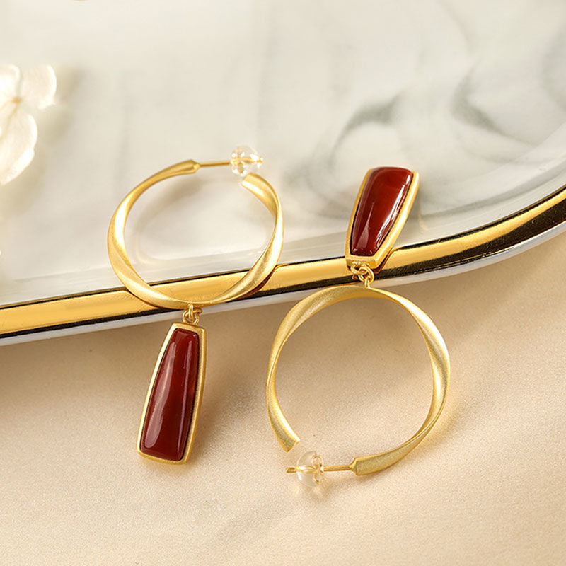 Romantic Silver Earring for Special Moments