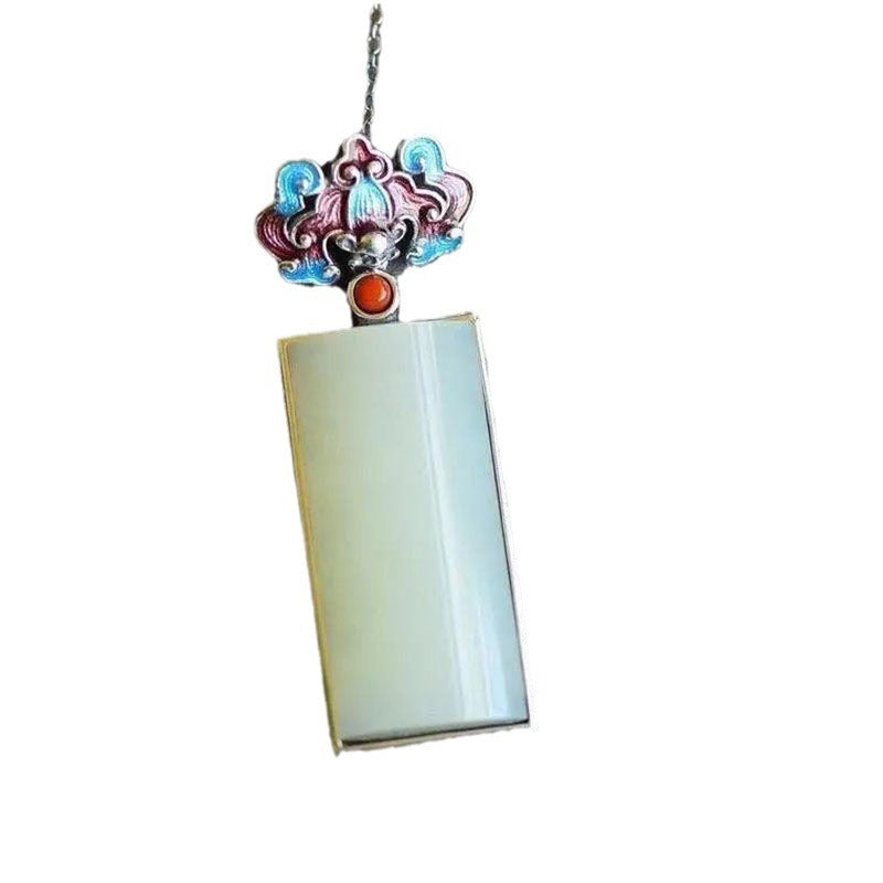Romantic Silver Necklace for Special Moments
