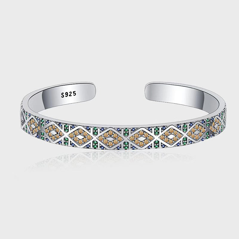 Stunning Bracelet for Daily Wear