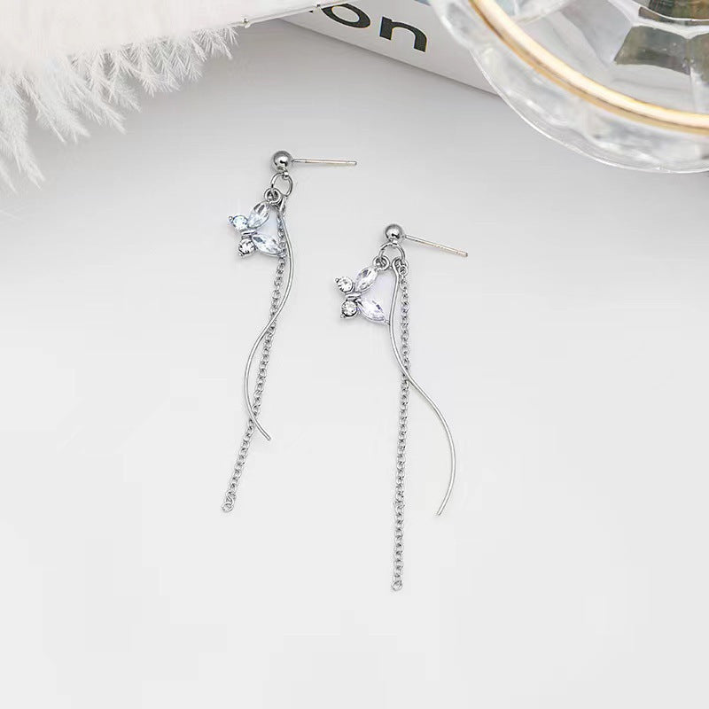 Stunning Earring for Daily Wear