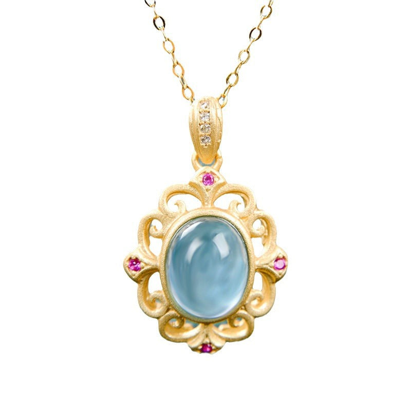 Classic Silver Necklace with Timeless Appeal
