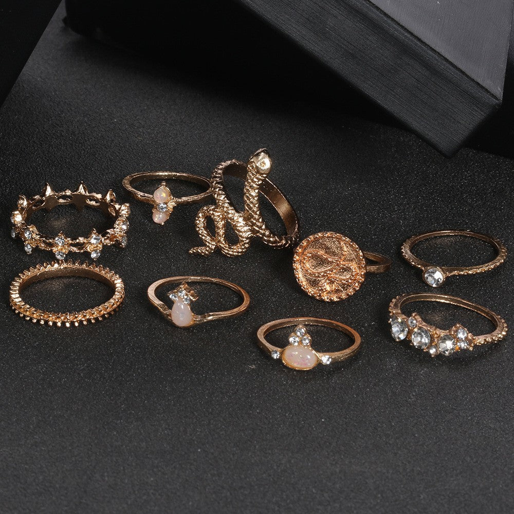 Beautiful Set with Unique Style