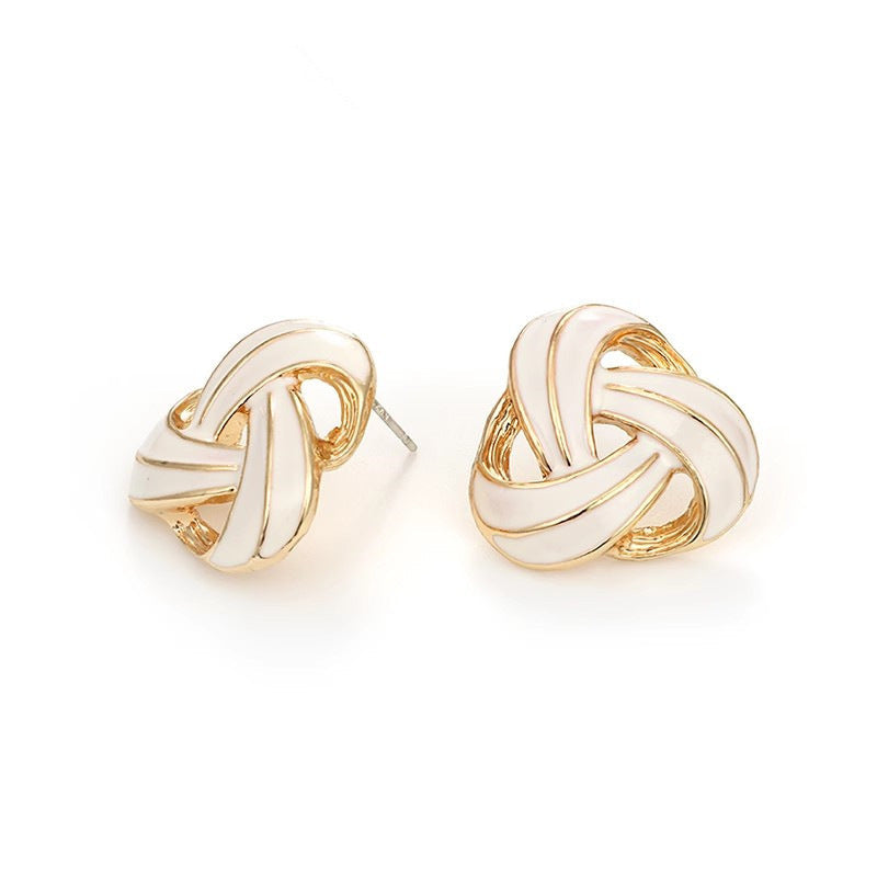 Charming Piece for Any Occasion