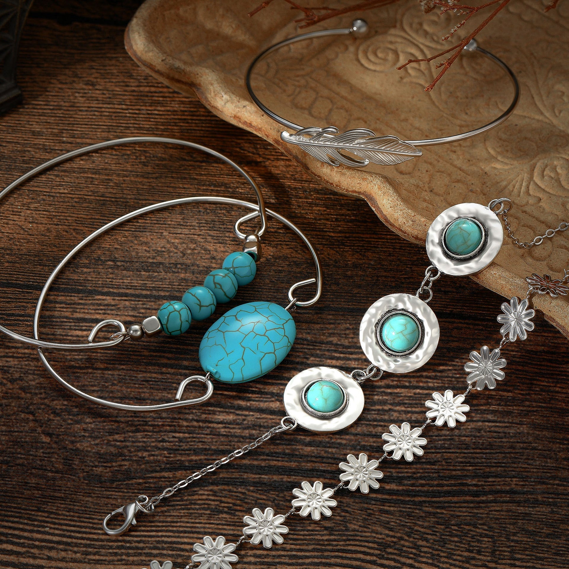 Charming Piece for Any Occasion