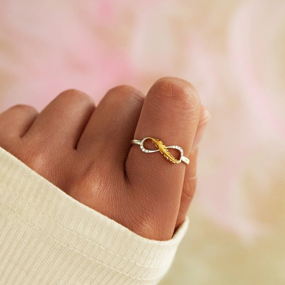 Charming Gold Ring for Any Occasion