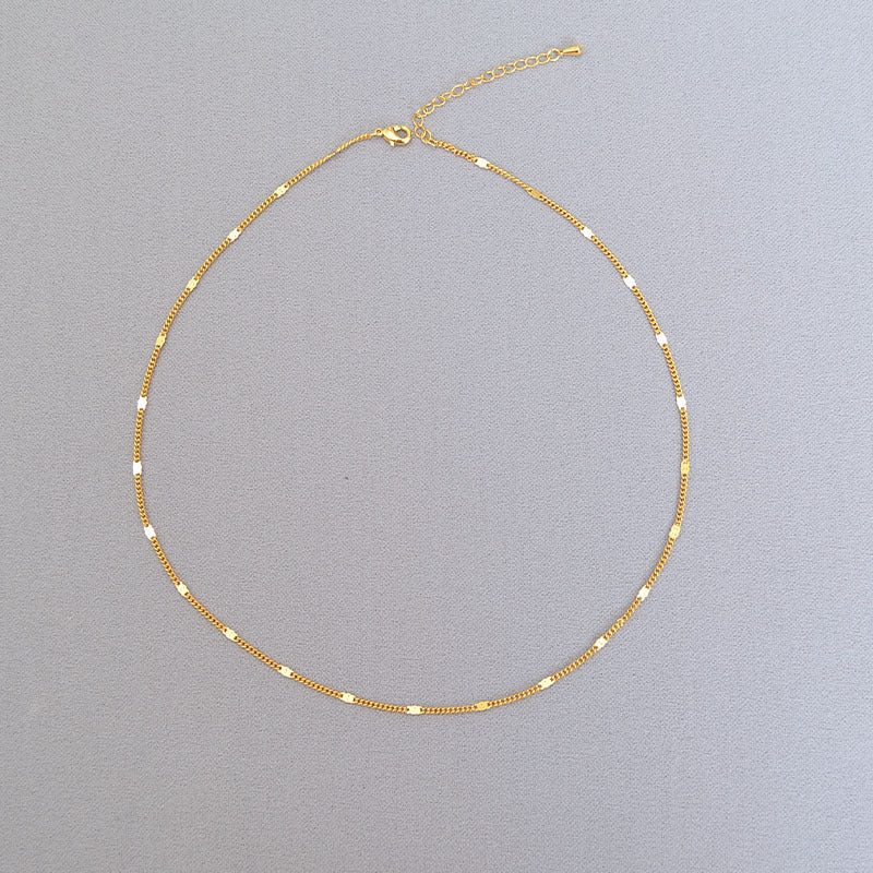 Beautiful Gold Necklace with Unique Style