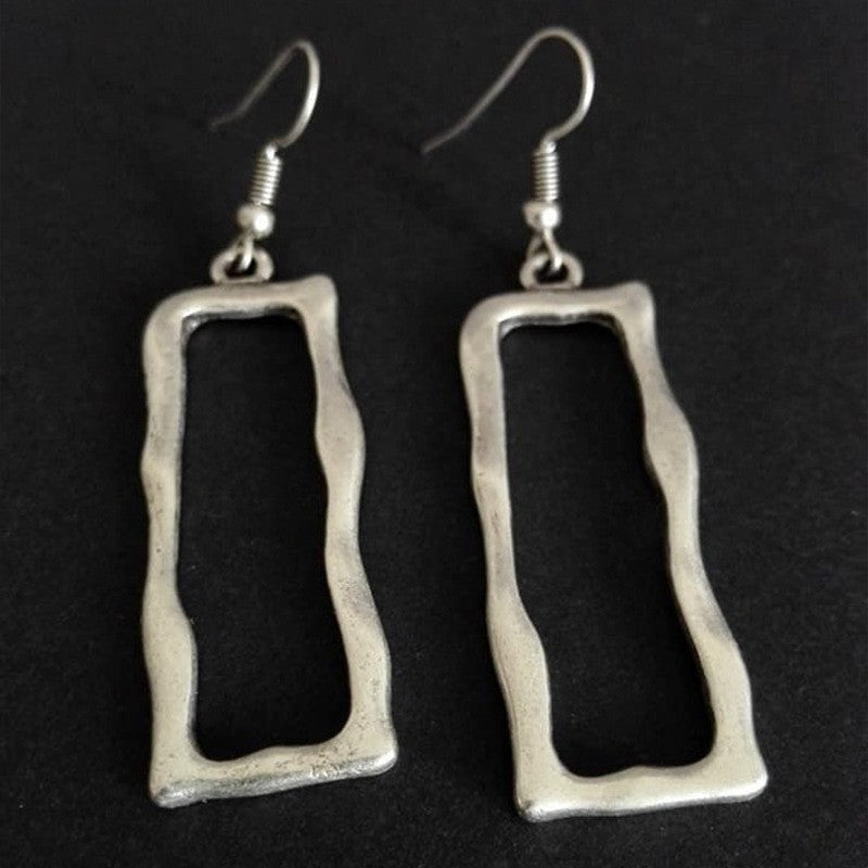 Classic Earring with Timeless Appeal