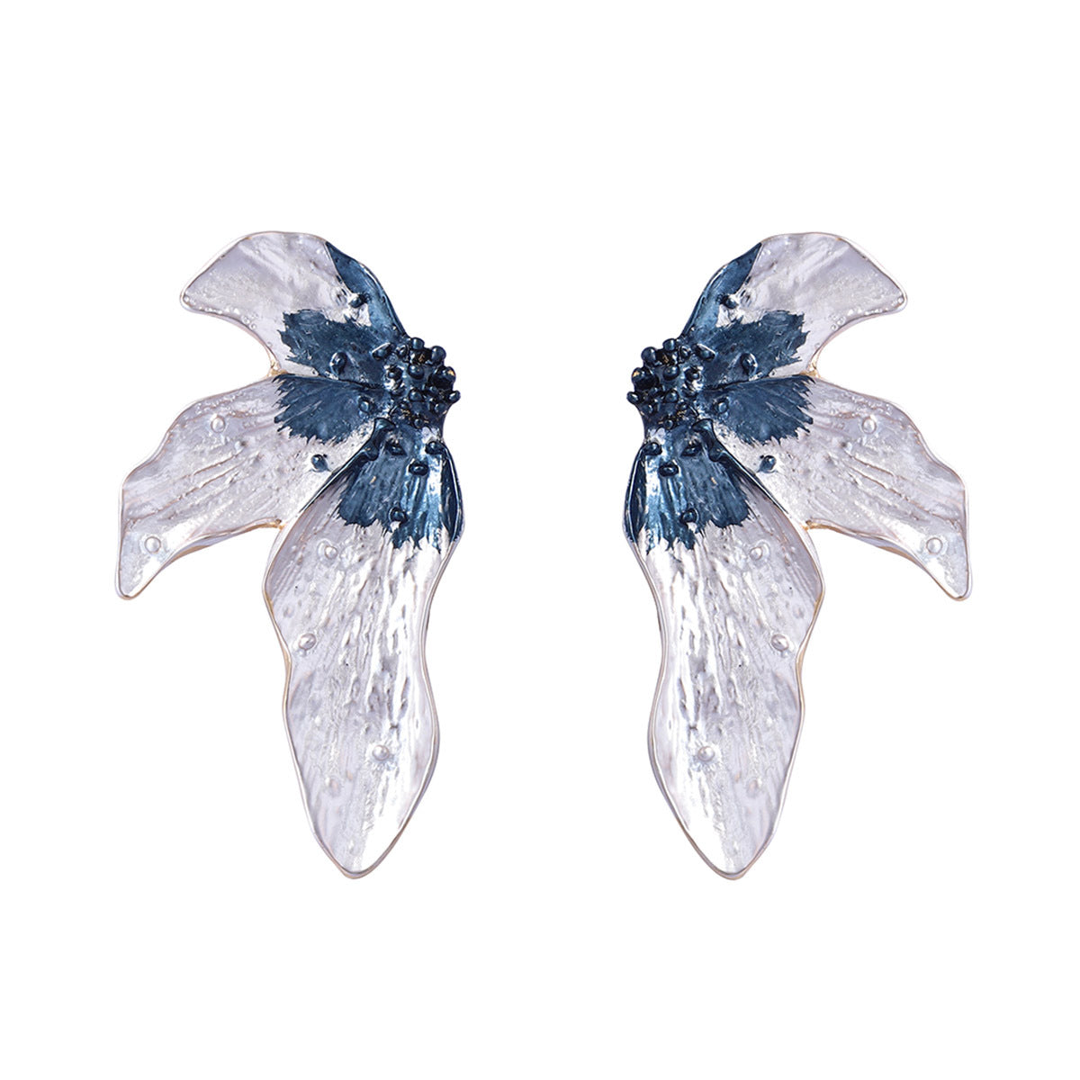 Charming Piece for Any Occasion