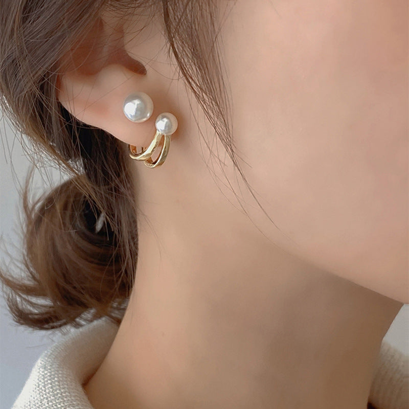 Charming Pearl Earring for Any Occasion