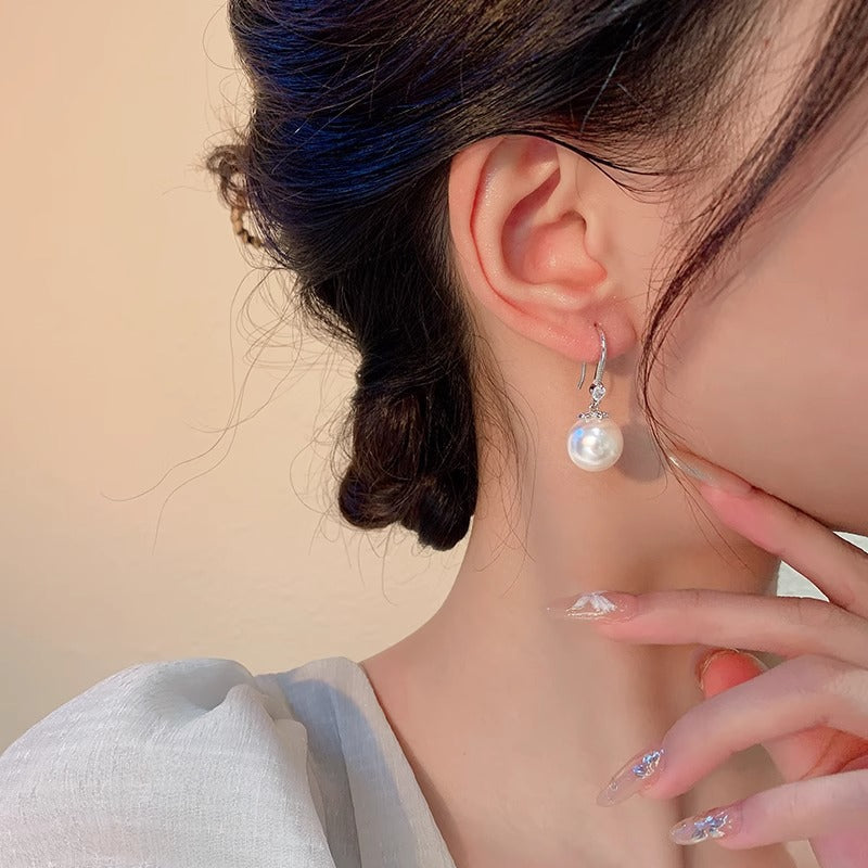 Delicate Artisan Pearl Earring