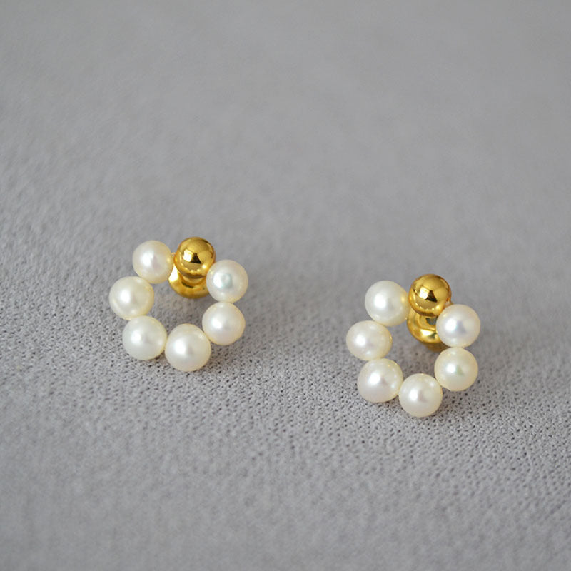 Elegant Silver Earring for Every Occasion
