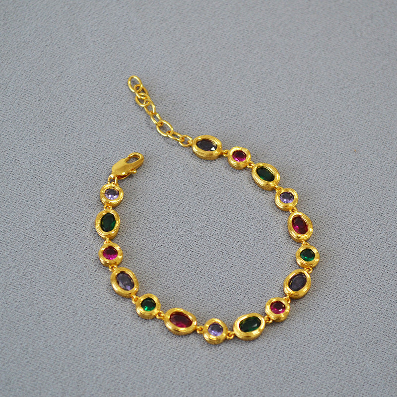 Charming Gold Necklace for Any Occasion