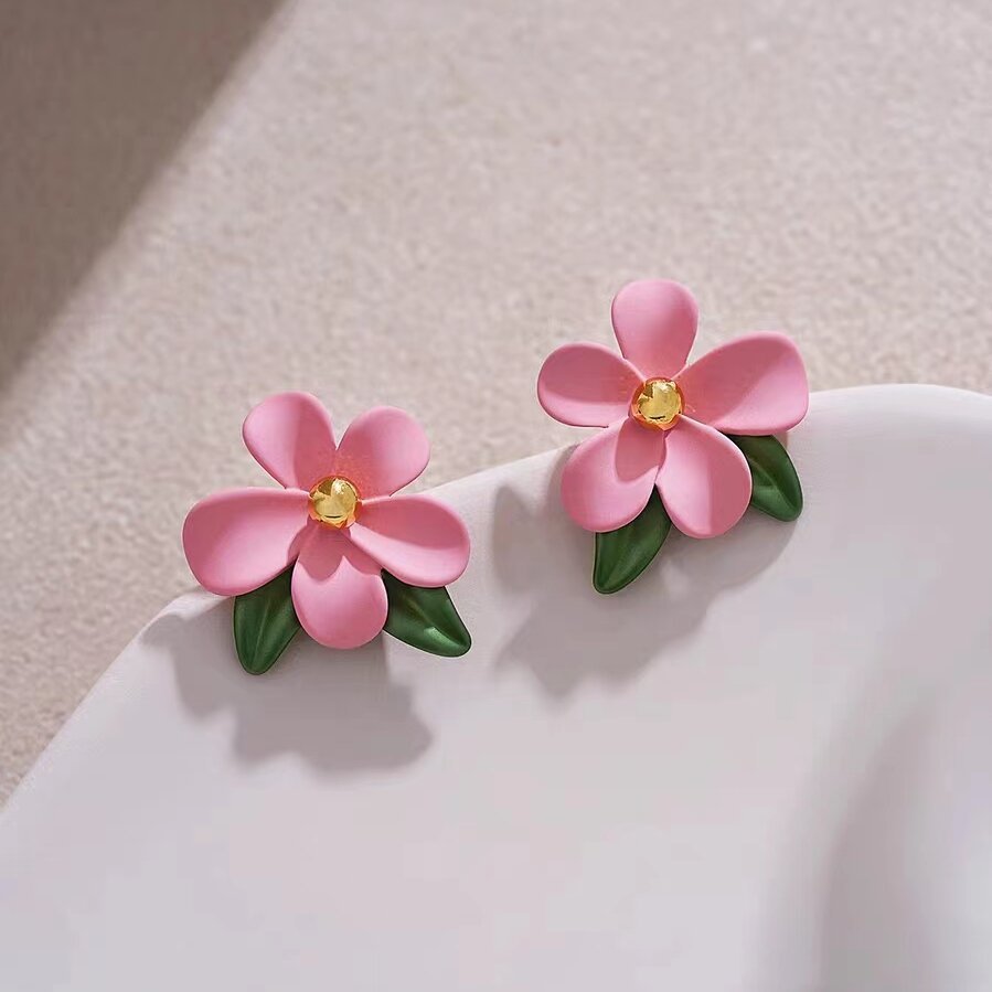 Elegant Earring for Every Occasion