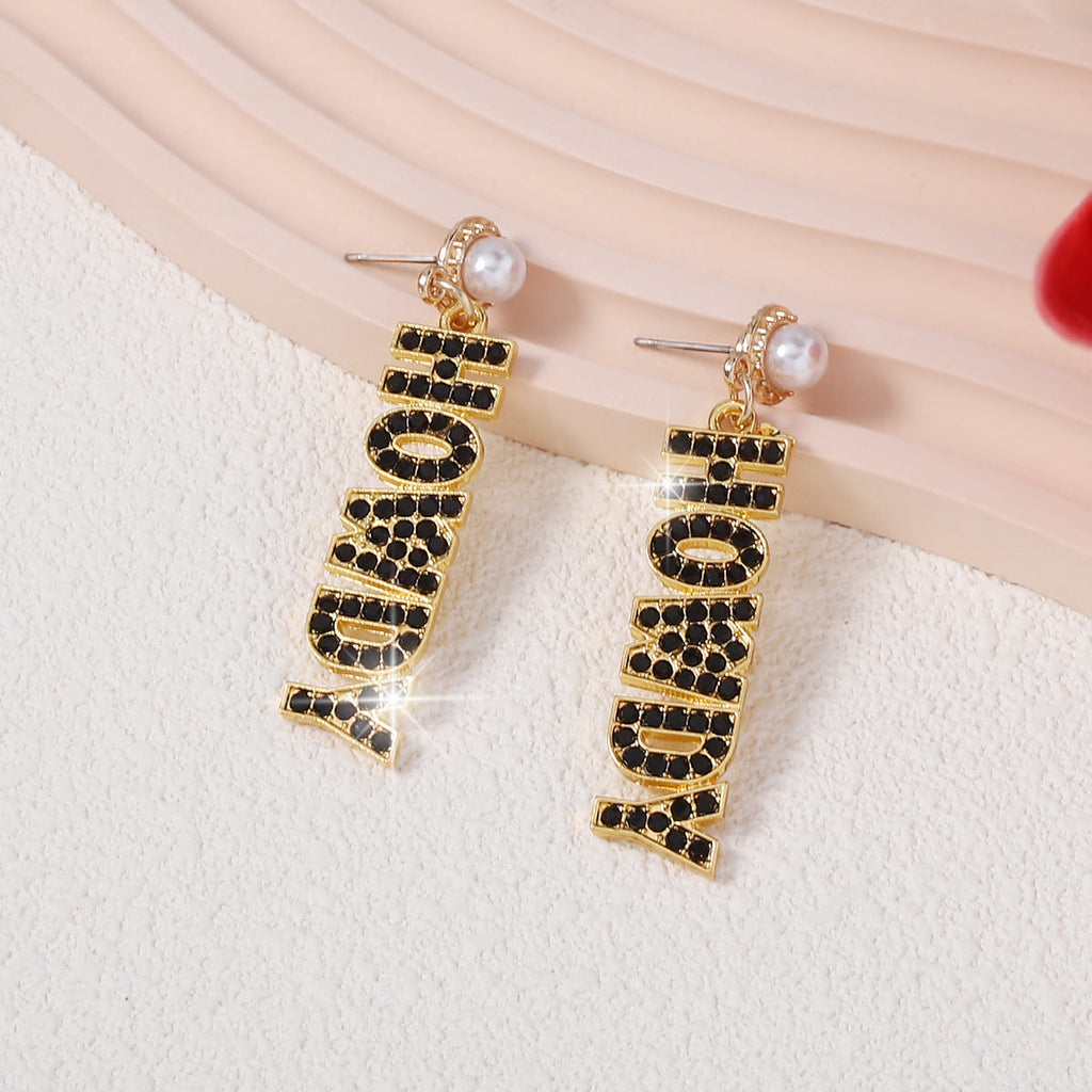 Classic Pearl Earring with Timeless Appeal