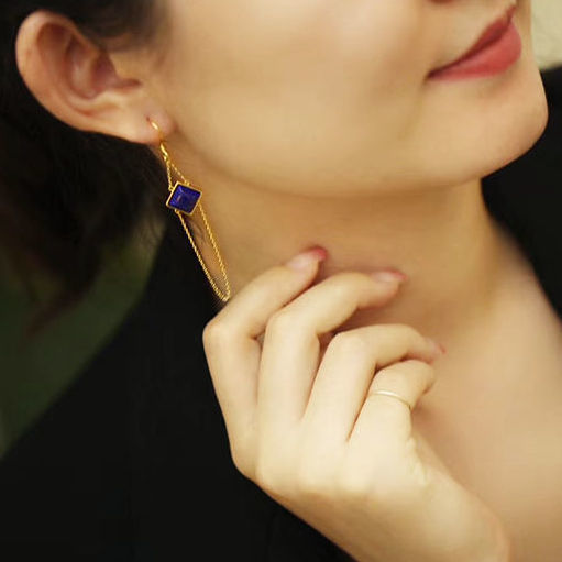 Delicate Artisan Gold Earring