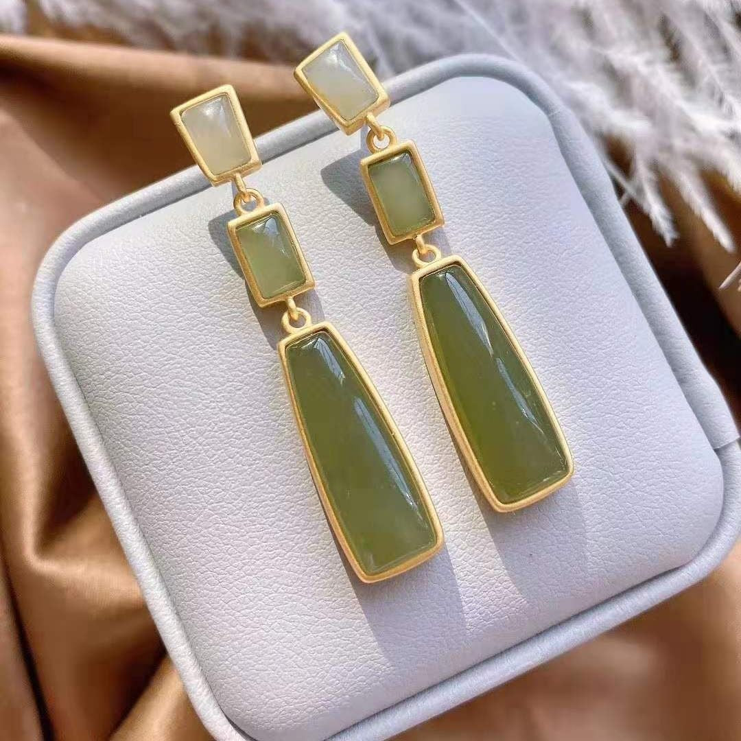 Stunning Earring for Daily Wear