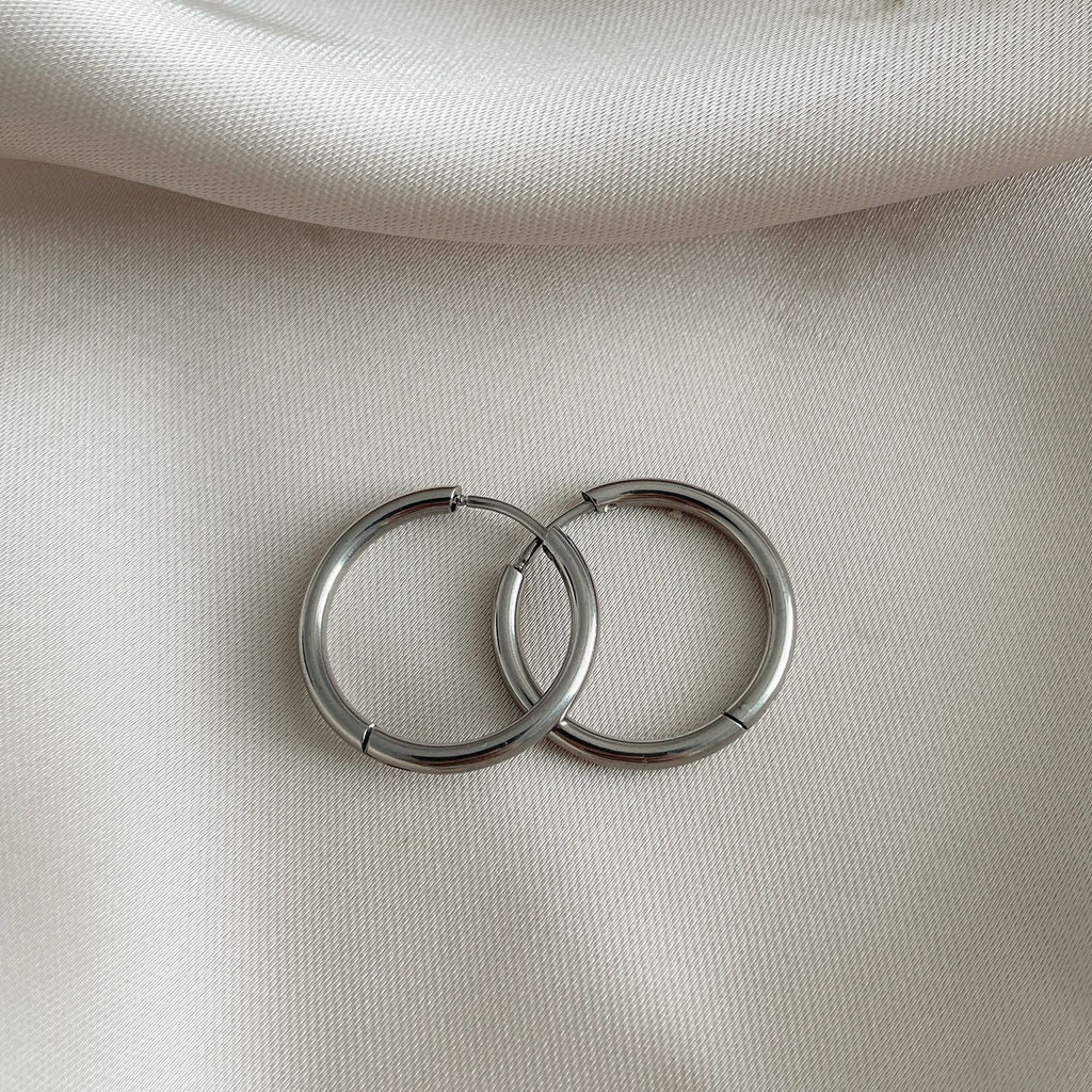 Vintage Handmade Silver Earring