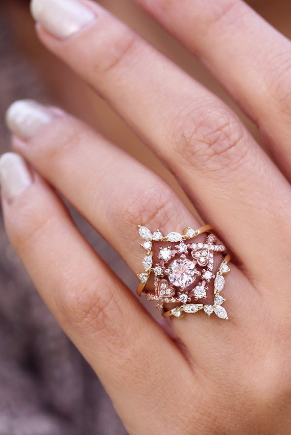 Charming Gold Ring for Any Occasion