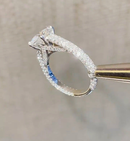 Beautiful Set with Unique Style