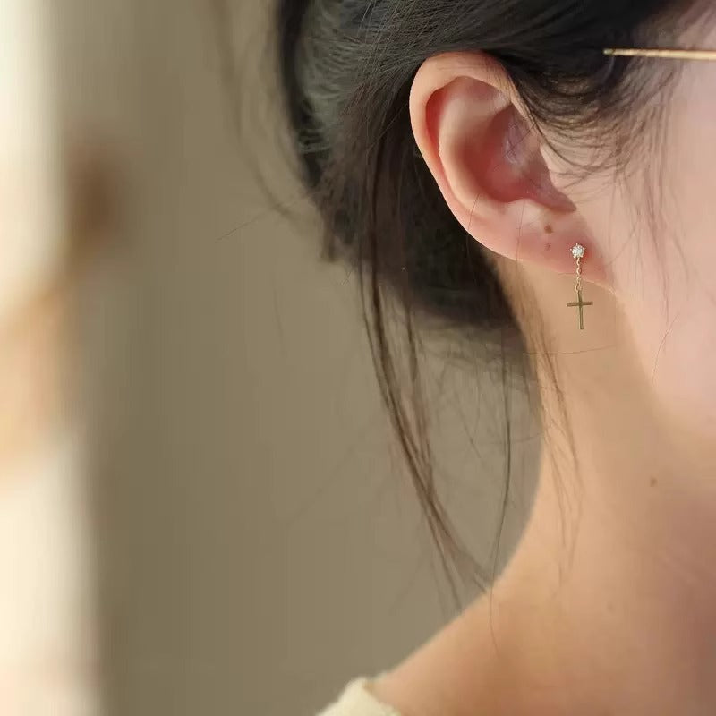 Charming Earring for Any Occasion