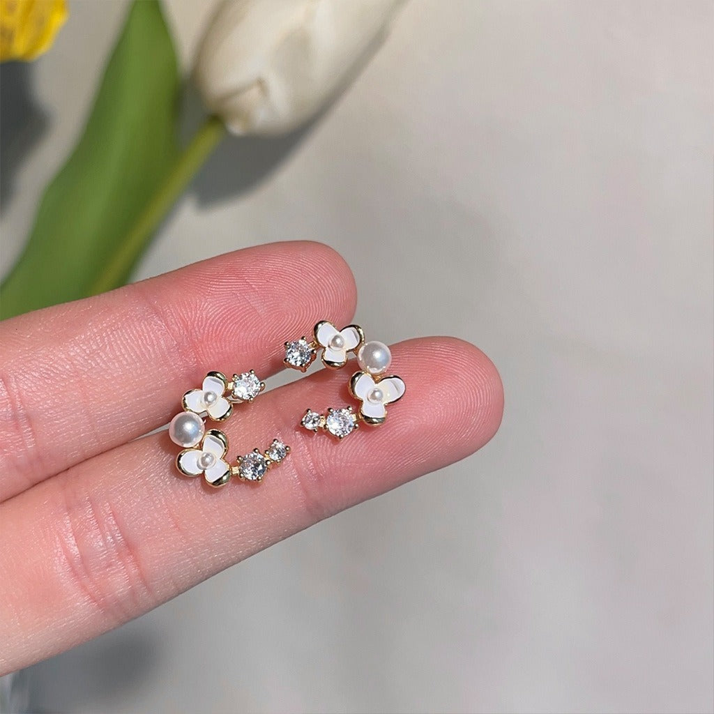 Romantic Pearl Earring for Special Moments