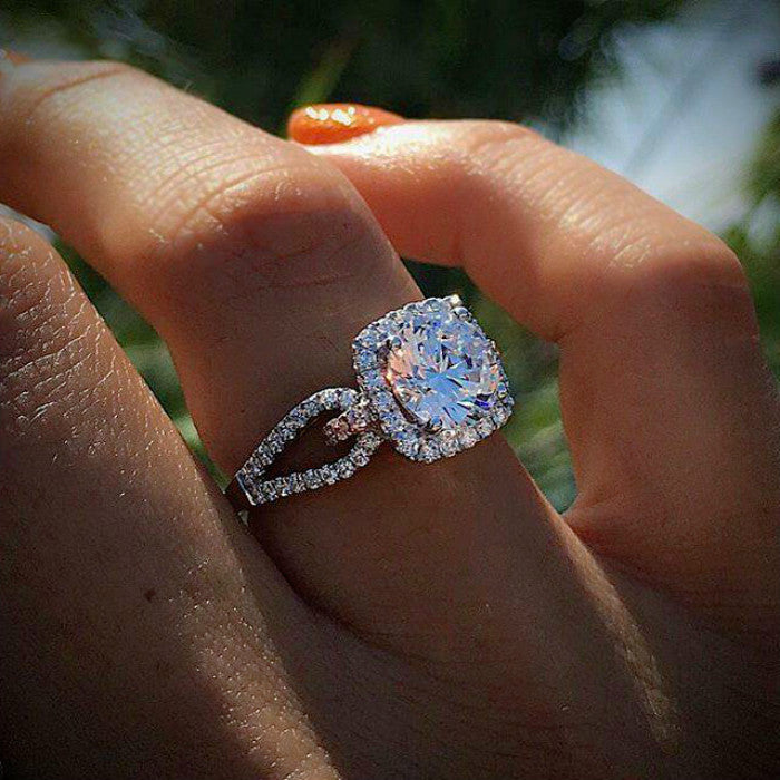 Charming Gold Ring for Any Occasion