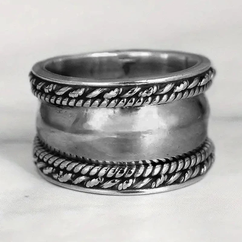 Classic Ring with Timeless Appeal