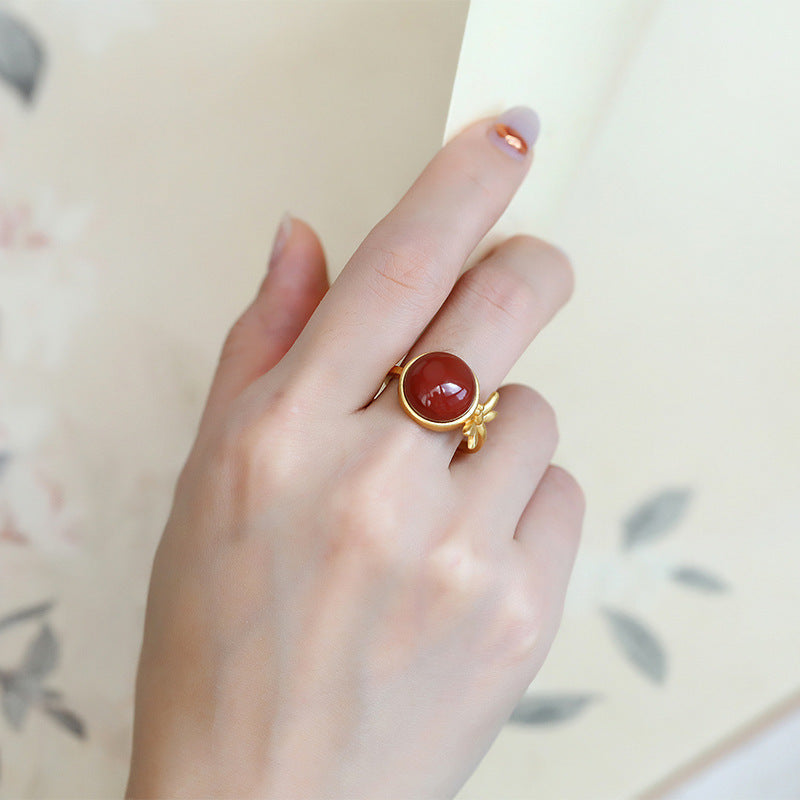 Charming Silver Ring for Any Occasion