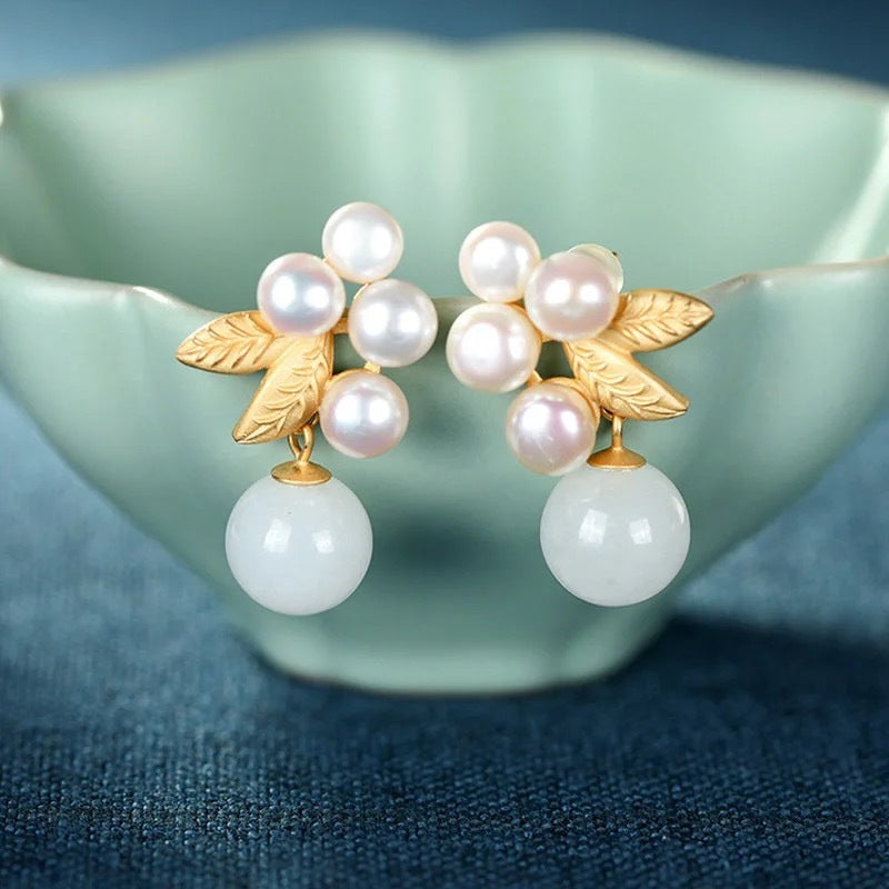 Stunning Gold Earring for Daily Wear
