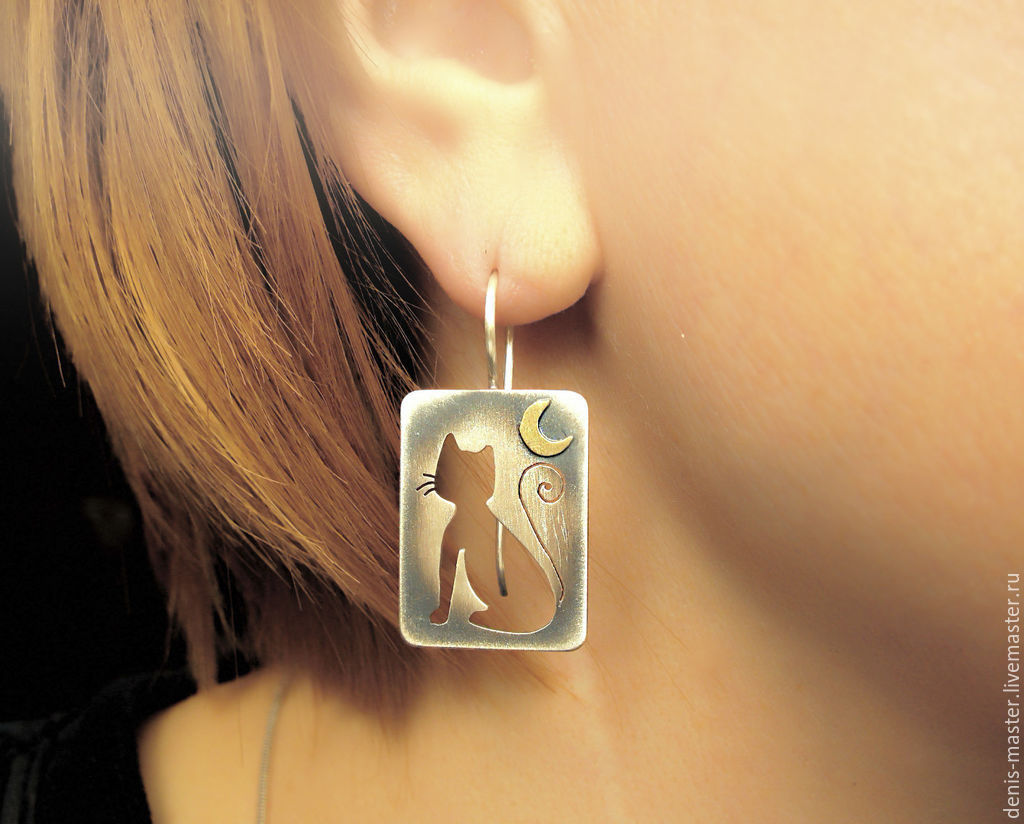 Stunning Earring for Daily Wear