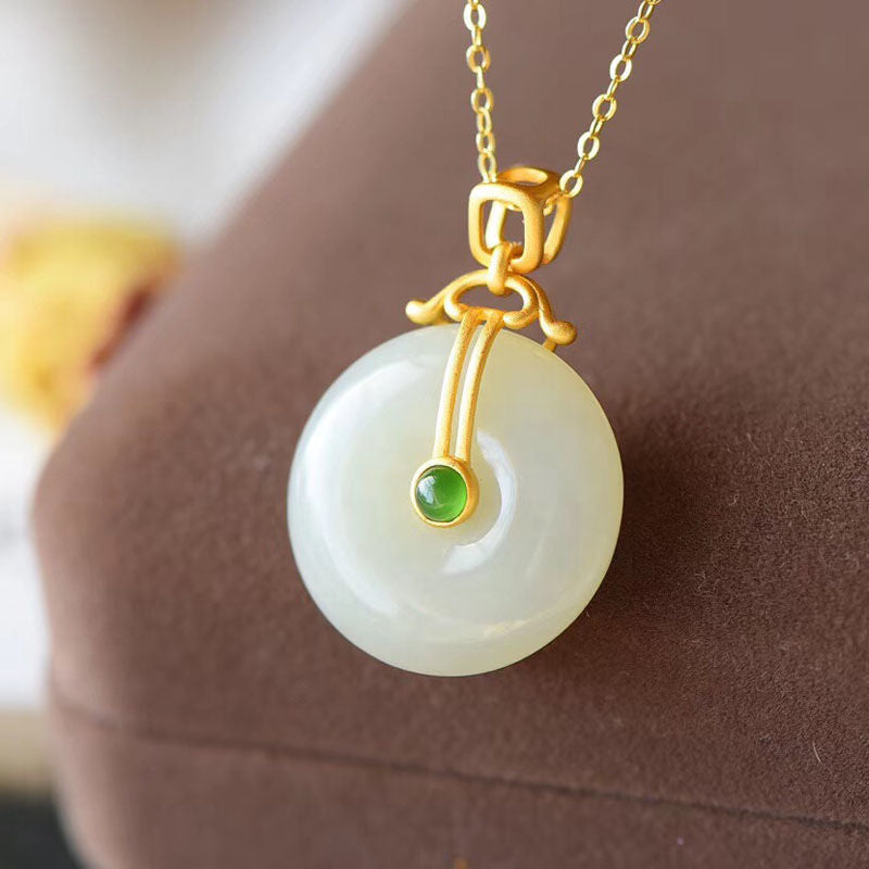 Classic Necklace with Timeless Appeal