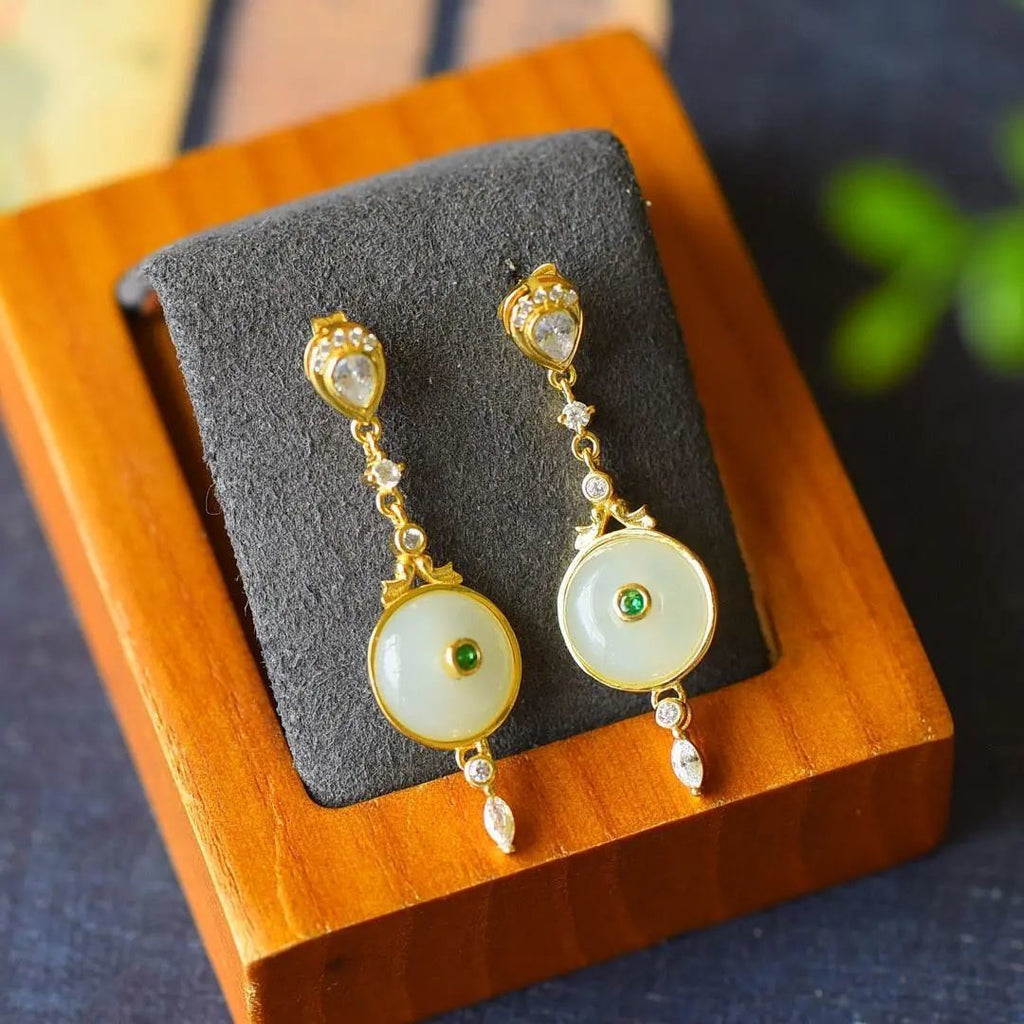Stunning Gold Earring for Daily Wear