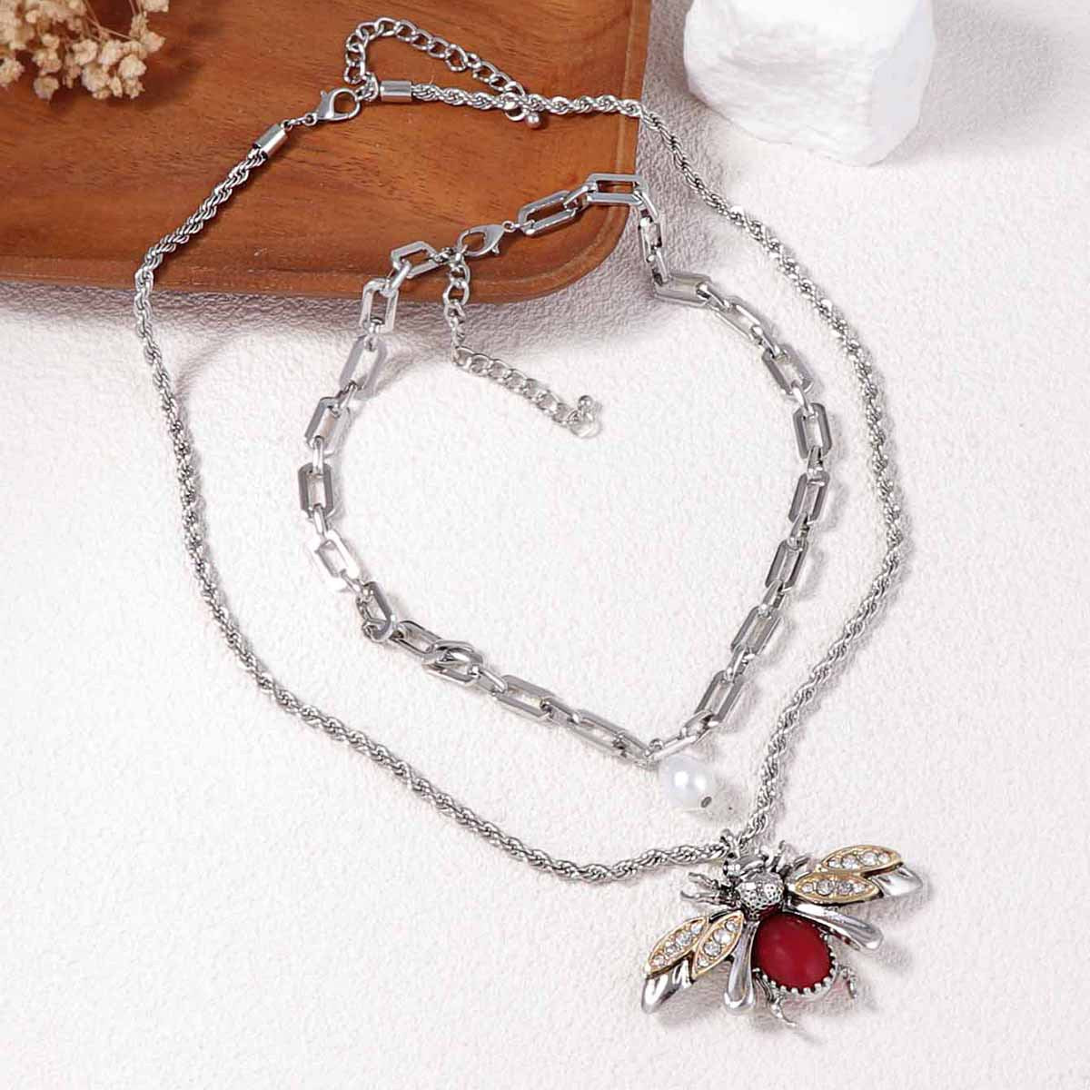 Stunning Pearl Necklace for Daily Wear