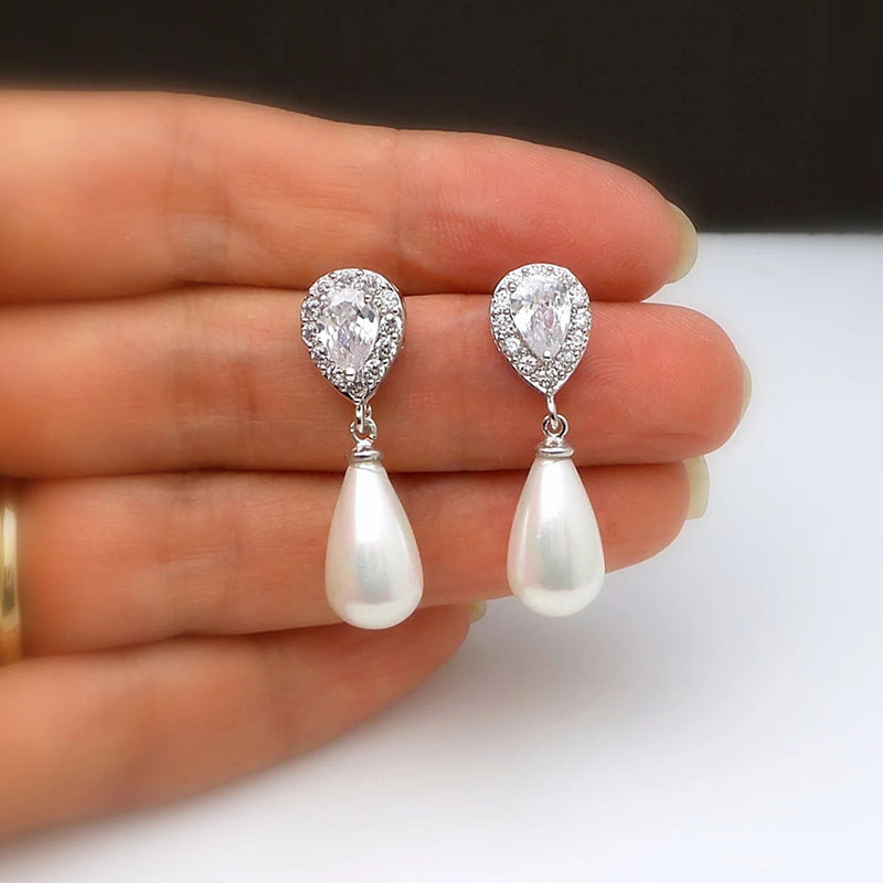 Stunning Pearl Earring for Daily Wear