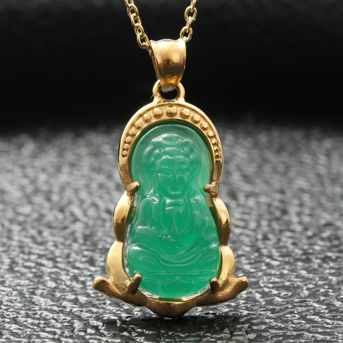 Romantic Pendant for Special Moments