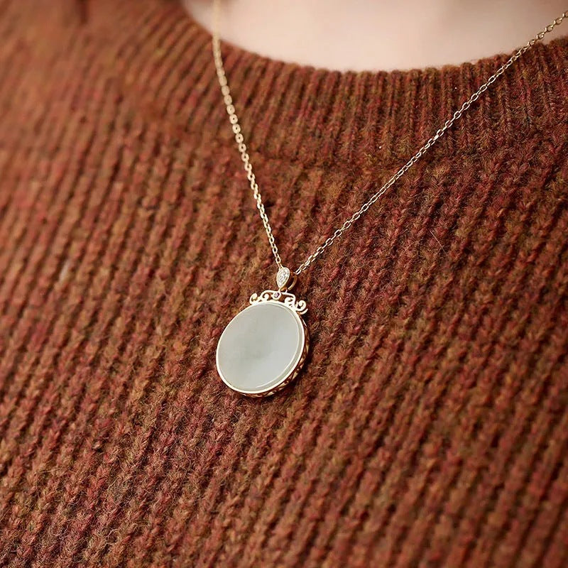 Charming Silver Necklace for Any Occasion