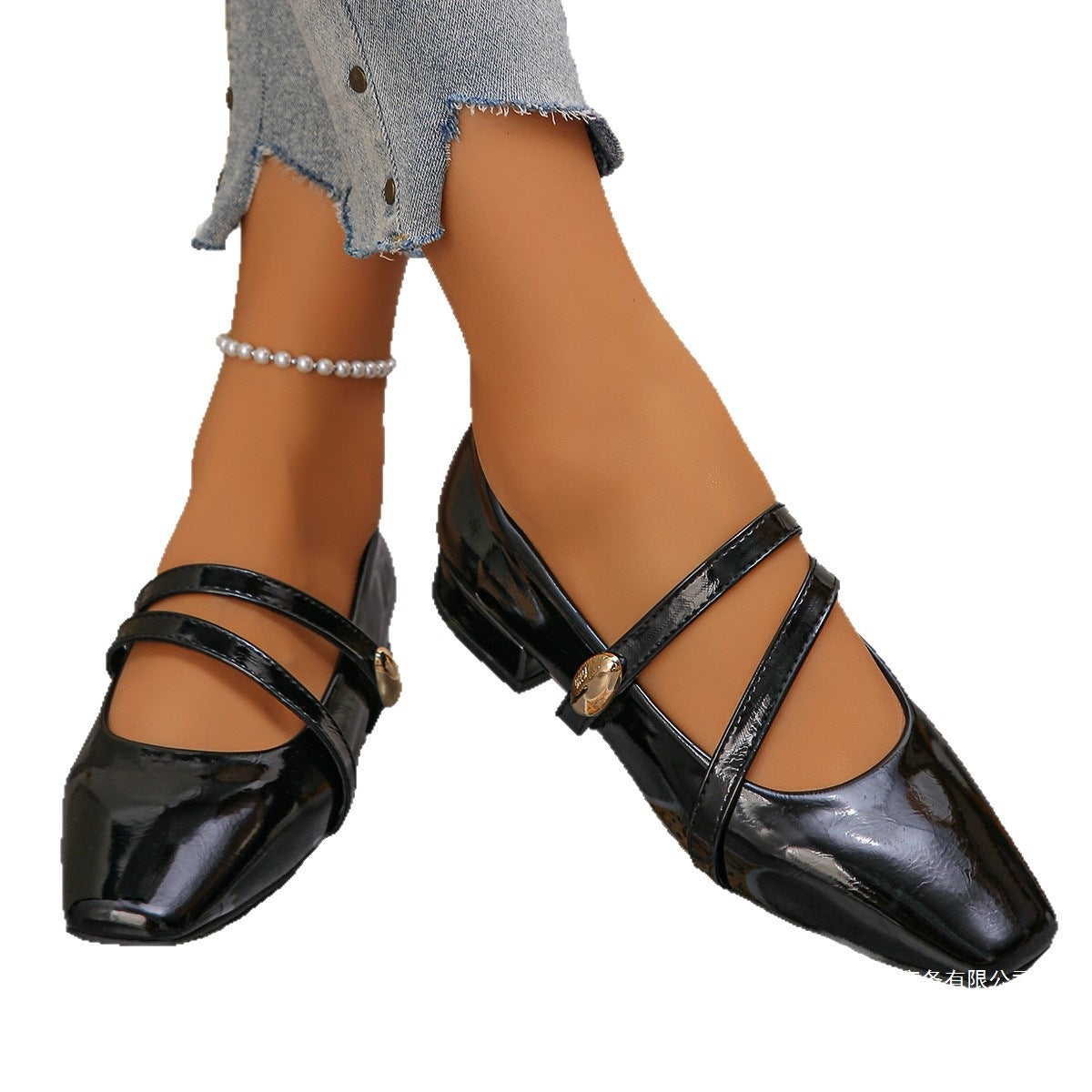 Chic Orthopedic Shoes with Unique Design