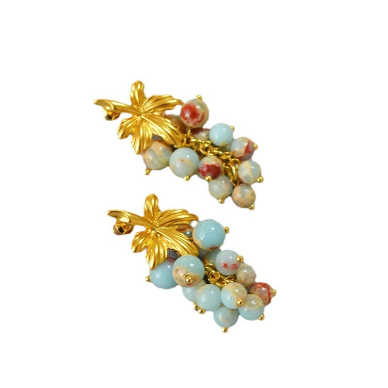 Charming Silver Earring for Any Occasion